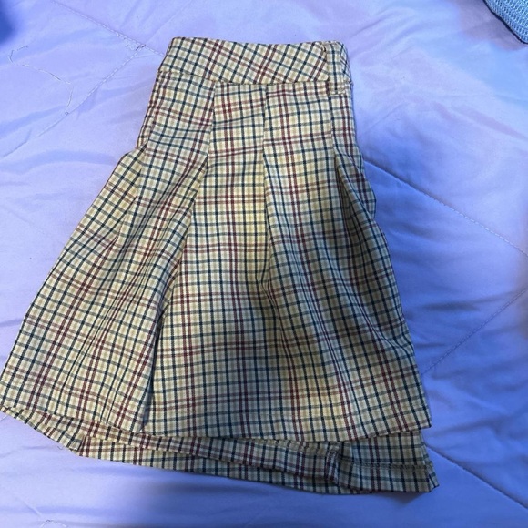 Trendy Plaid Skirt - Picture 1 of 2